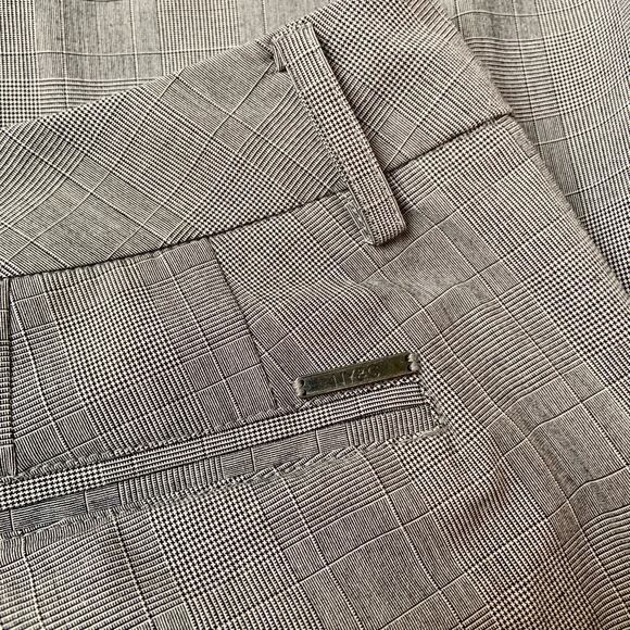 New York & Company Stretch Gray Lined Pants Slacks Women's Size 2 - Picture 9 of 10